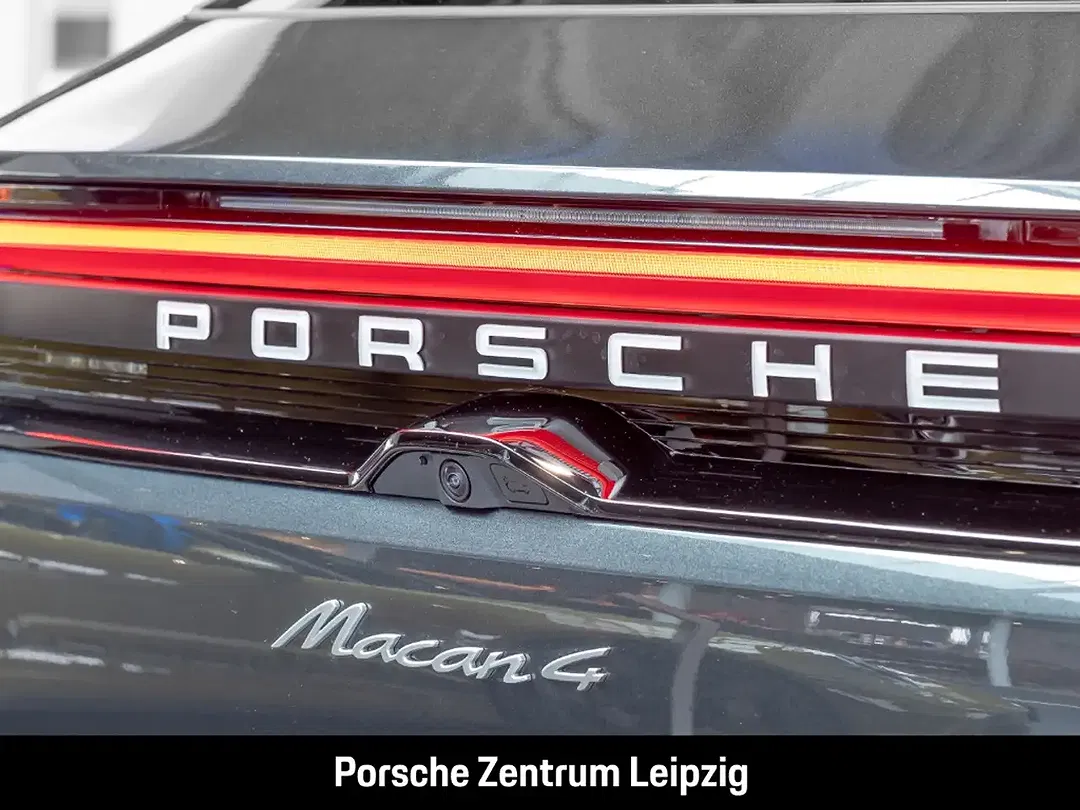 Porsche Macan - Thumbnail 14