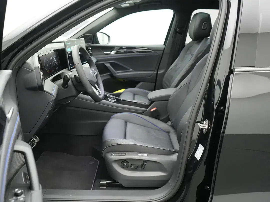 Volkswagen Tiguan - Thumbnail 7