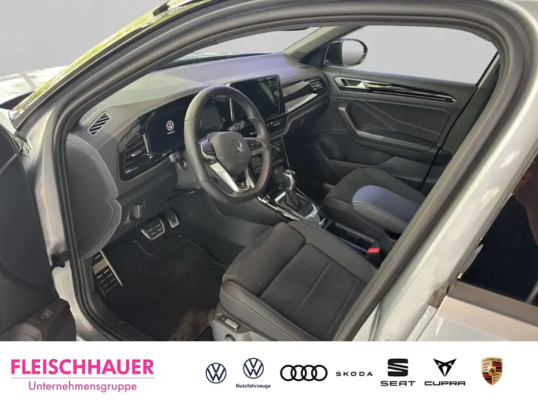 Volkswagen T-Roc - Thumbnail 10