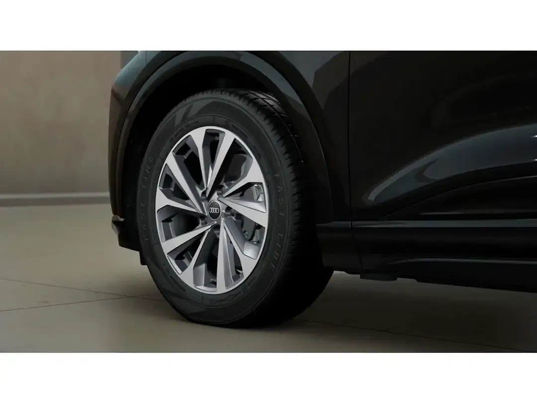 Audi Q6 e-tron - Thumbnail 10