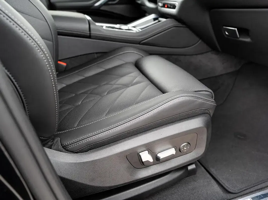BMW X6 - Thumbnail 12