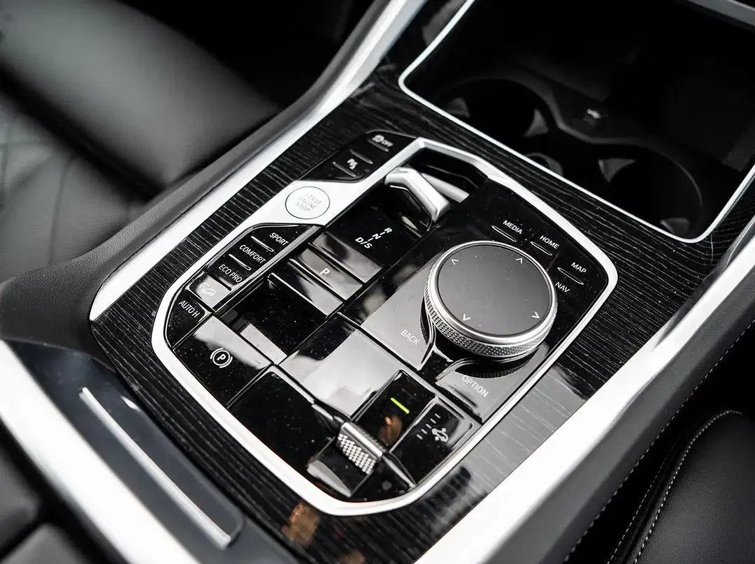 BMW X6 - Thumbnail 14