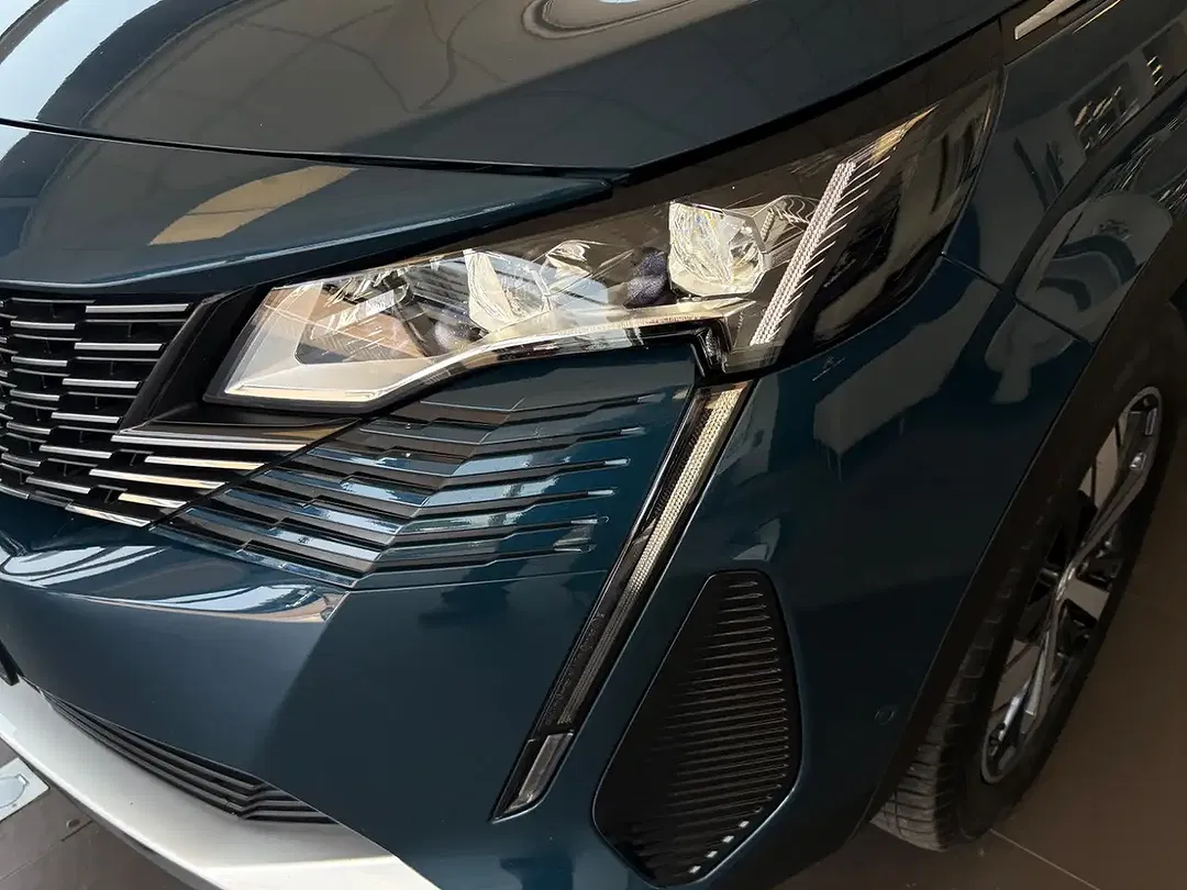 Peugeot 3008 - Thumbnail 8