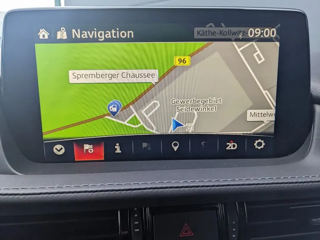 Mazda 6 - Thumbnail 11