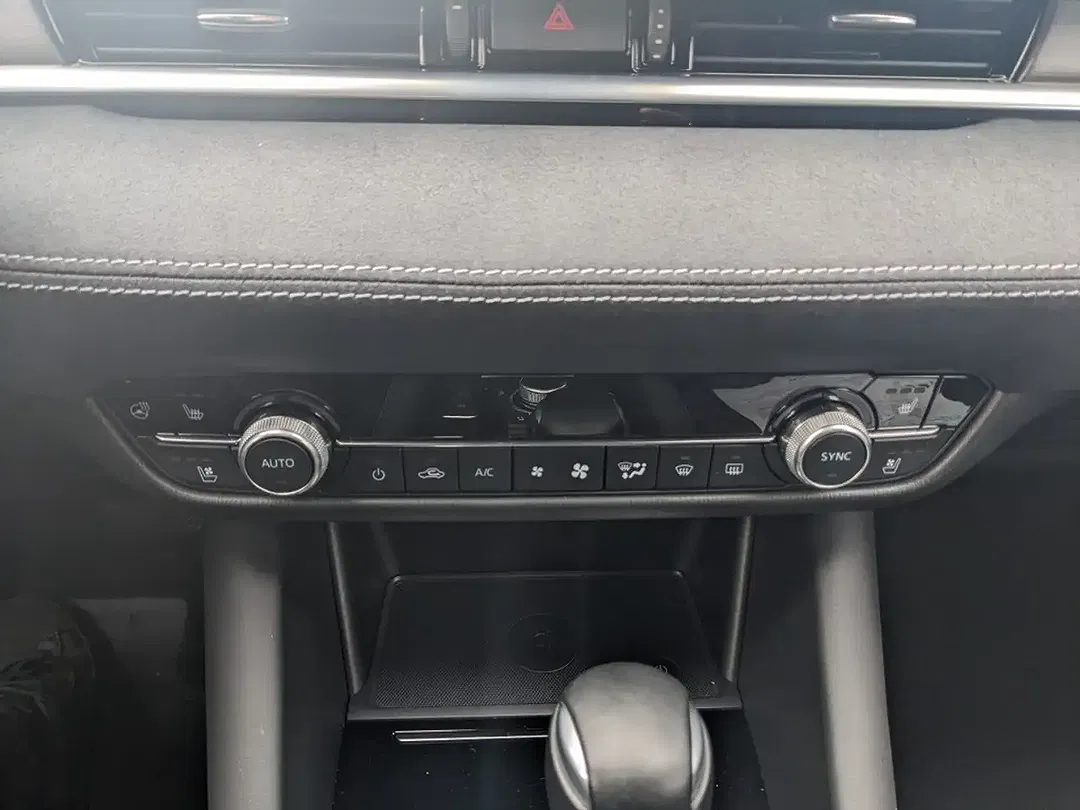 Mazda 6 - Thumbnail 12