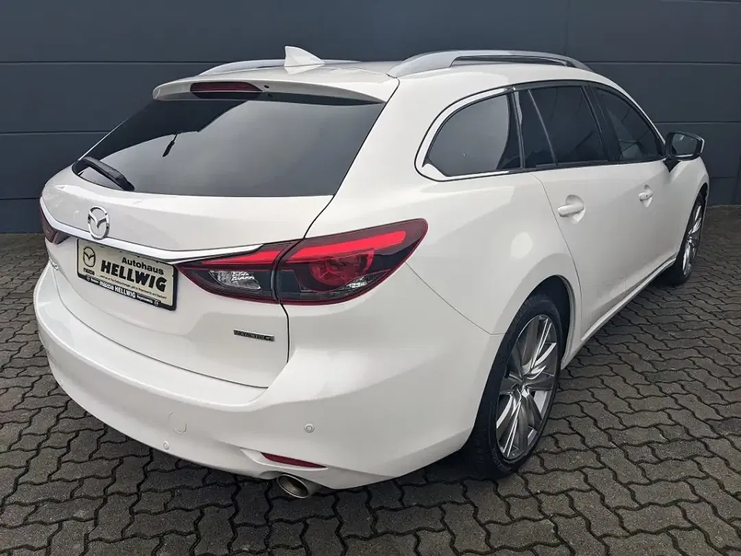 Mazda 6 - Thumbnail 4