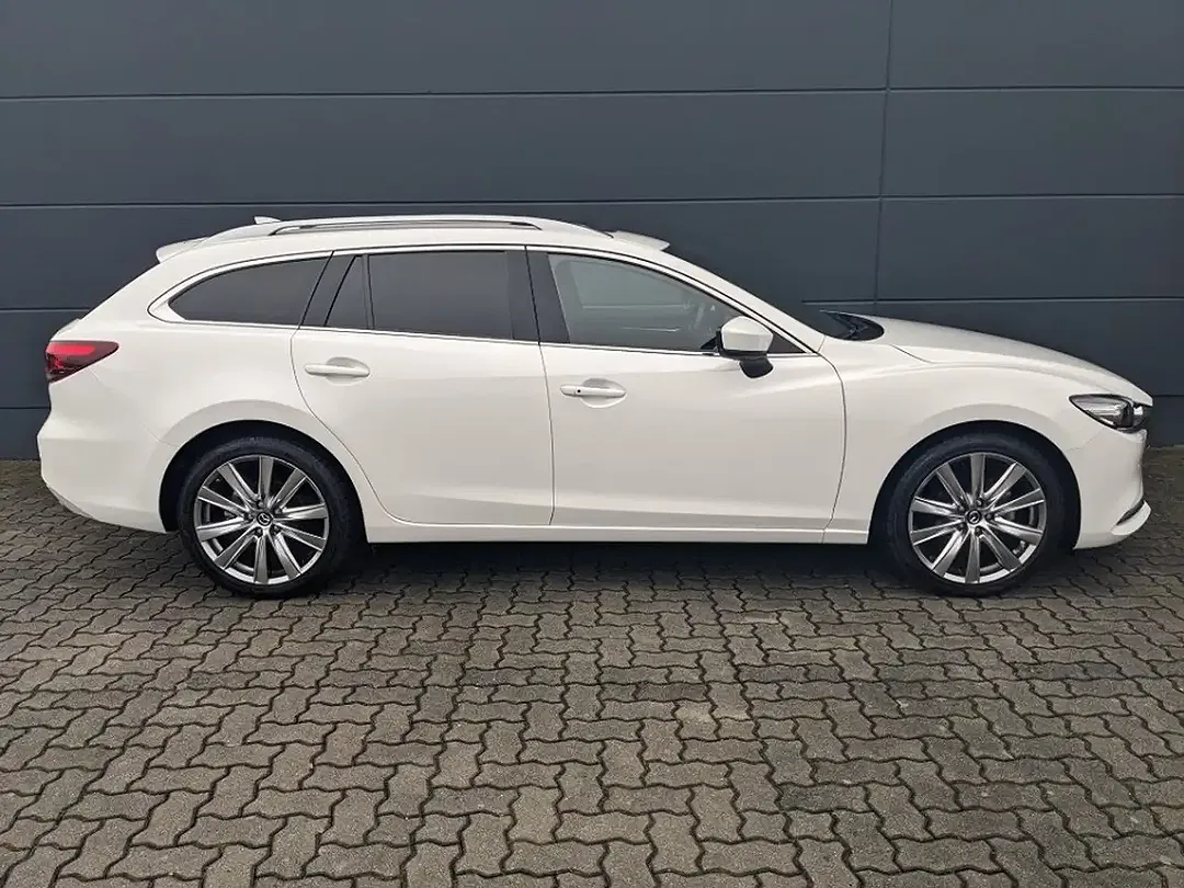 Mazda 6 - Thumbnail 5