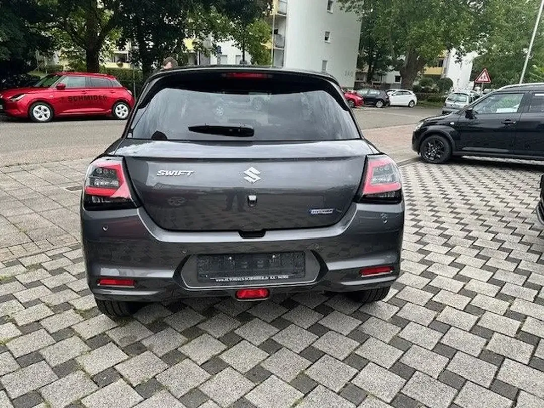 Suzuki Swift - Thumbnail 6
