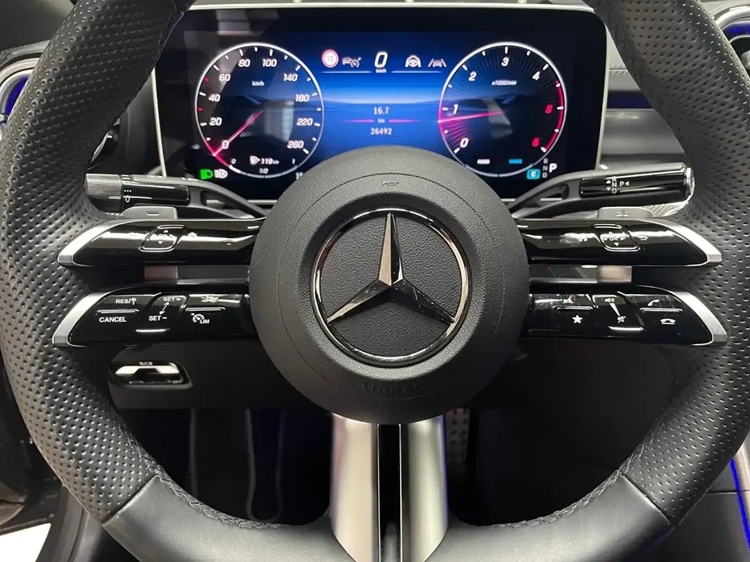 Mercedes-Benz CLE 220 - Thumbnail 10