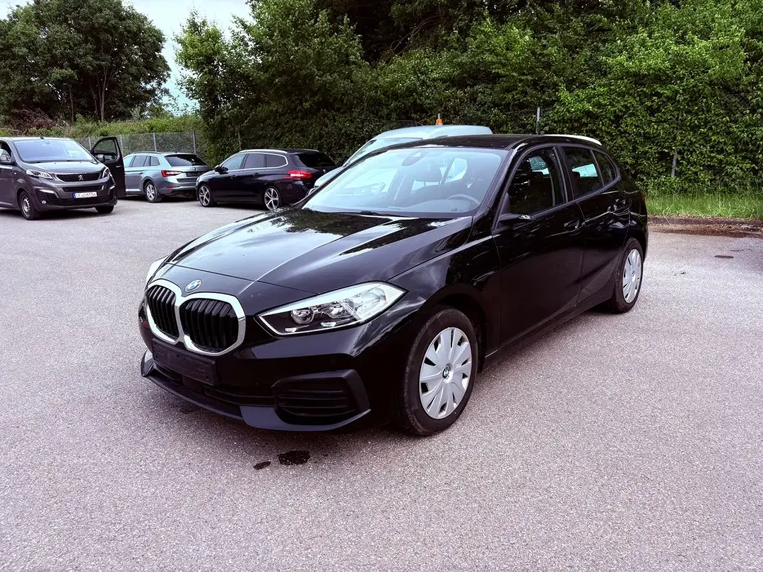 BMW 116 - Thumbnail 1