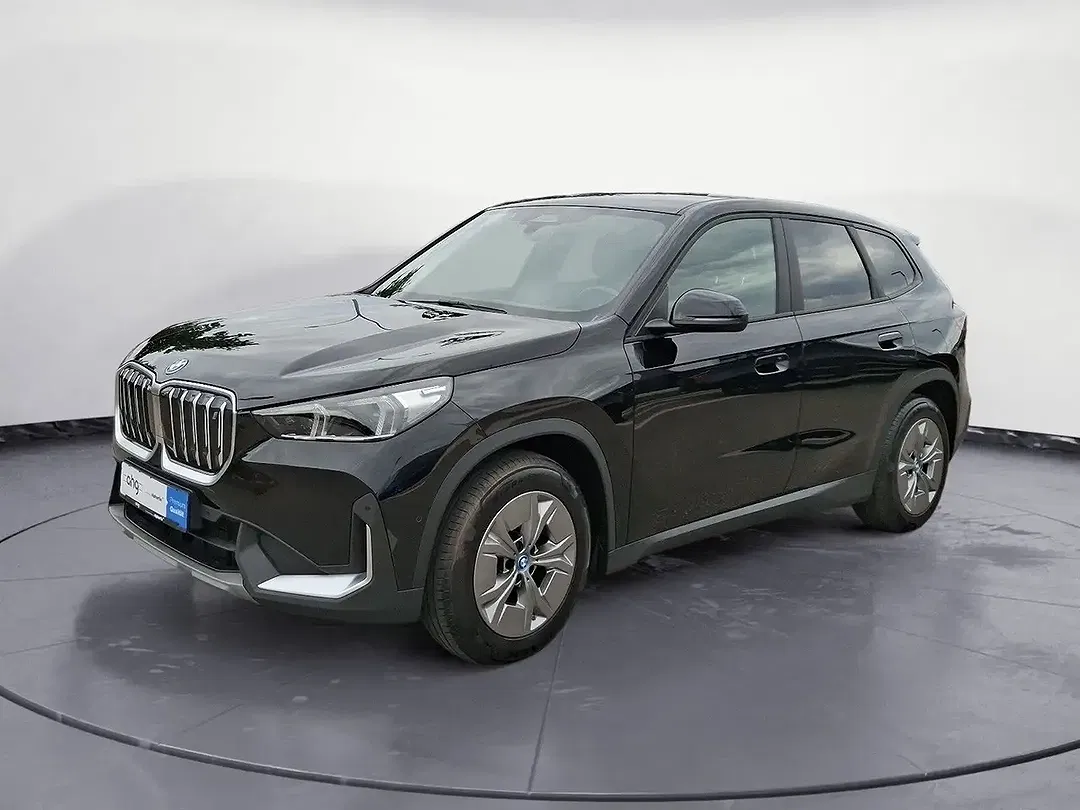BMW iX1 xDrive - foto 1