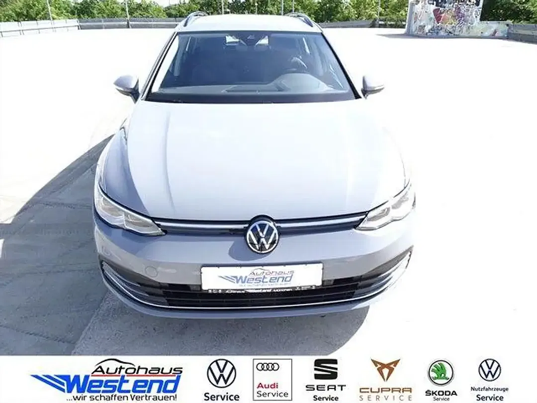 Volkswagen Golf 1.5 eTSI DSG Style - foto 1