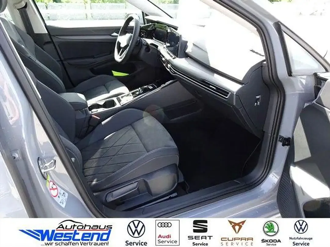 Volkswagen Golf - Thumbnail 10