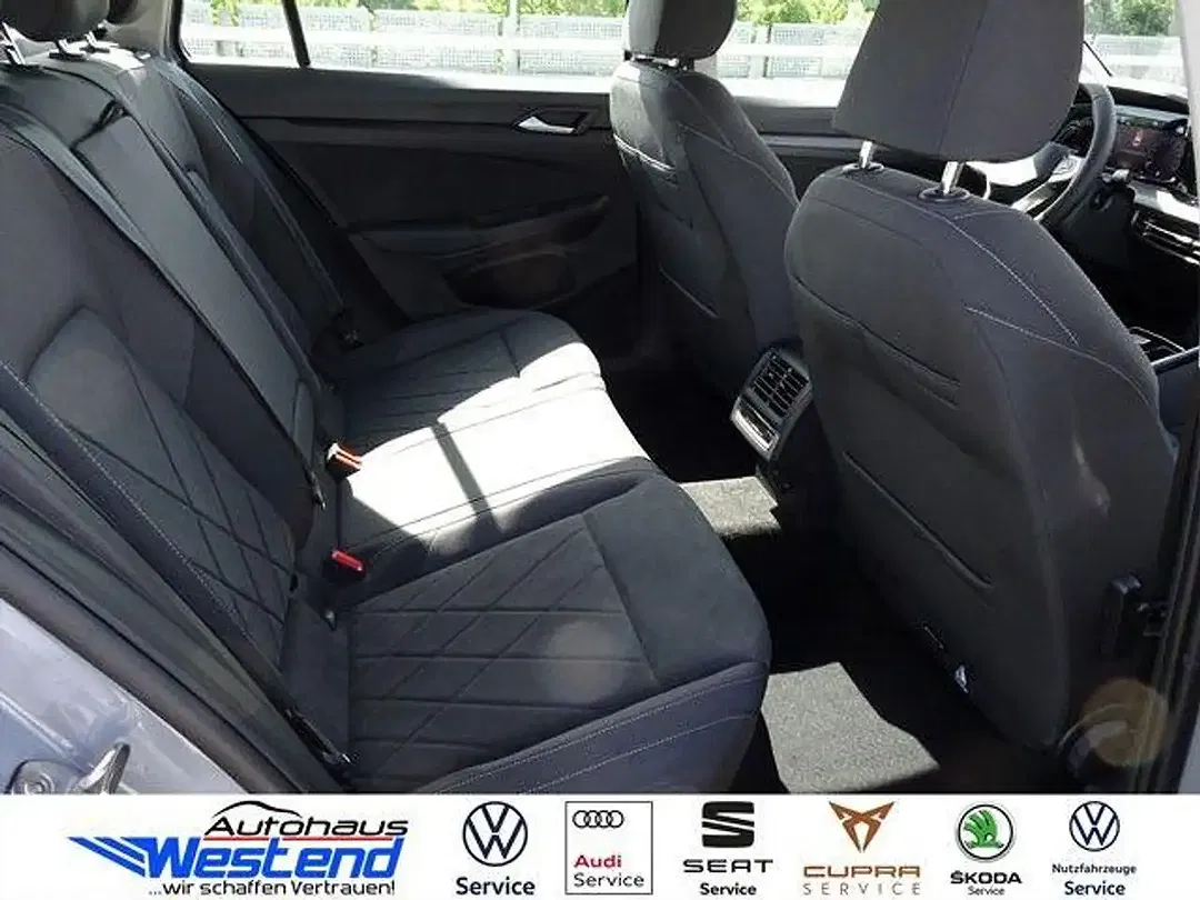Volkswagen Golf - Thumbnail 11
