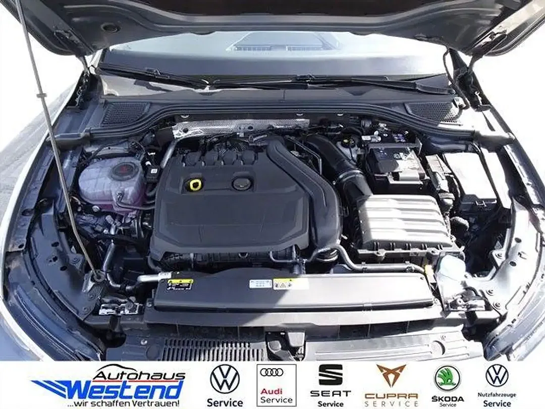 Volkswagen Golf - Thumbnail 5