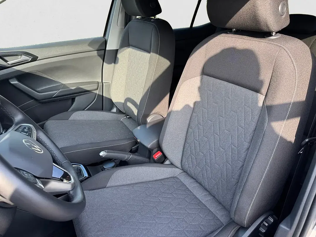 Volkswagen T-Cross - Thumbnail 8