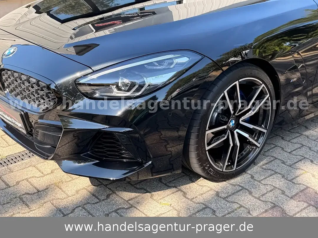 BMW Z4 - Thumbnail 4