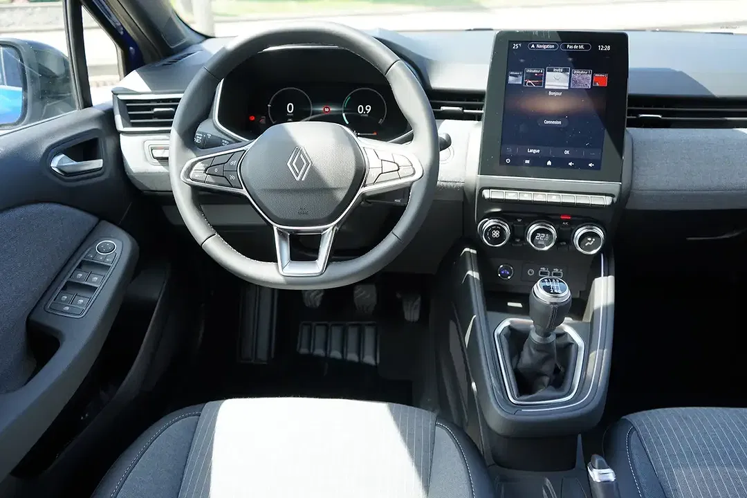 Renault Clio - Thumbnail 9