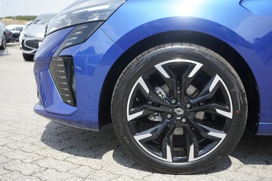 Renault Clio - Thumbnail 6