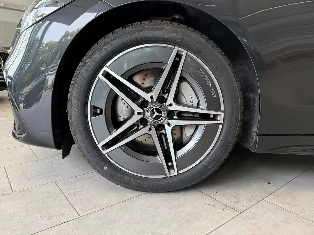 Mercedes-Benz C 200 - Thumbnail 8