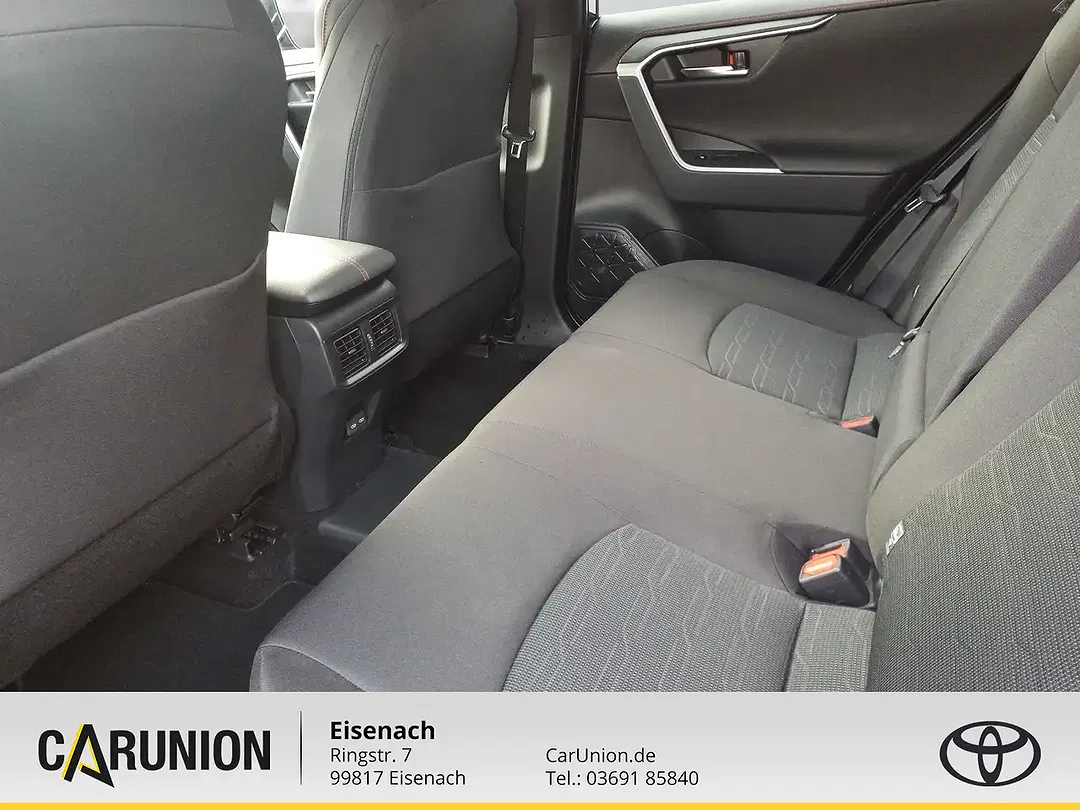 Toyota RAV 4 - Thumbnail 8
