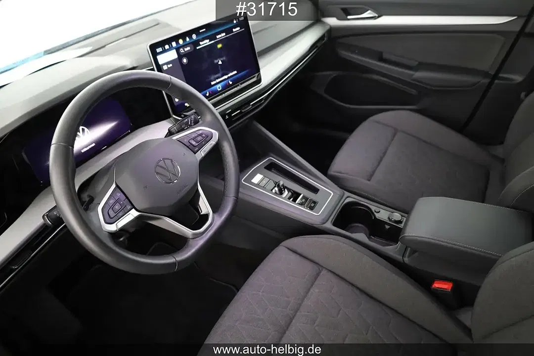 Volkswagen Golf - Thumbnail 9