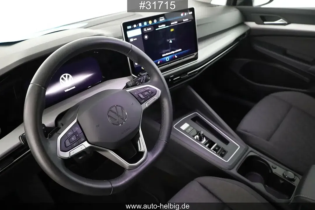 Volkswagen Golf - Thumbnail 10