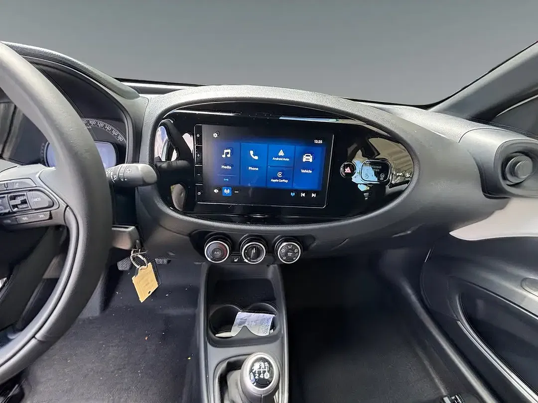 Toyota Aygo X - Thumbnail 11
