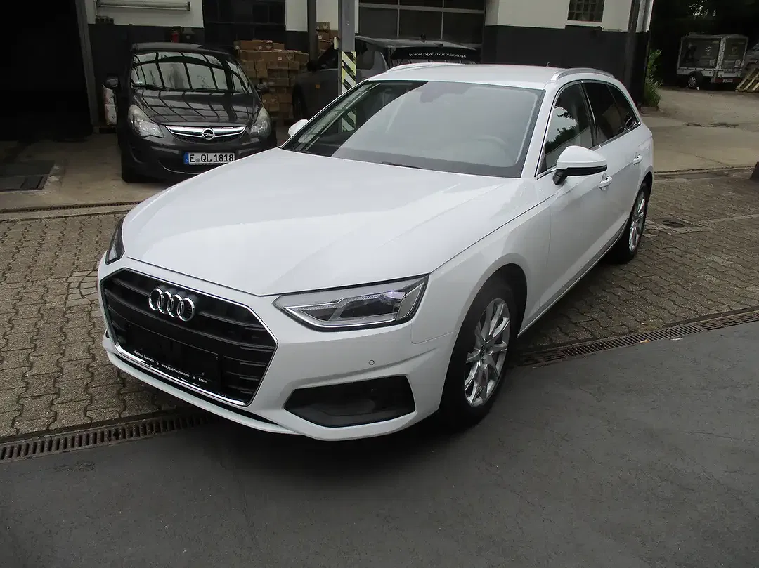 Audi A4 35 TFSI AUT Base - foto 2
