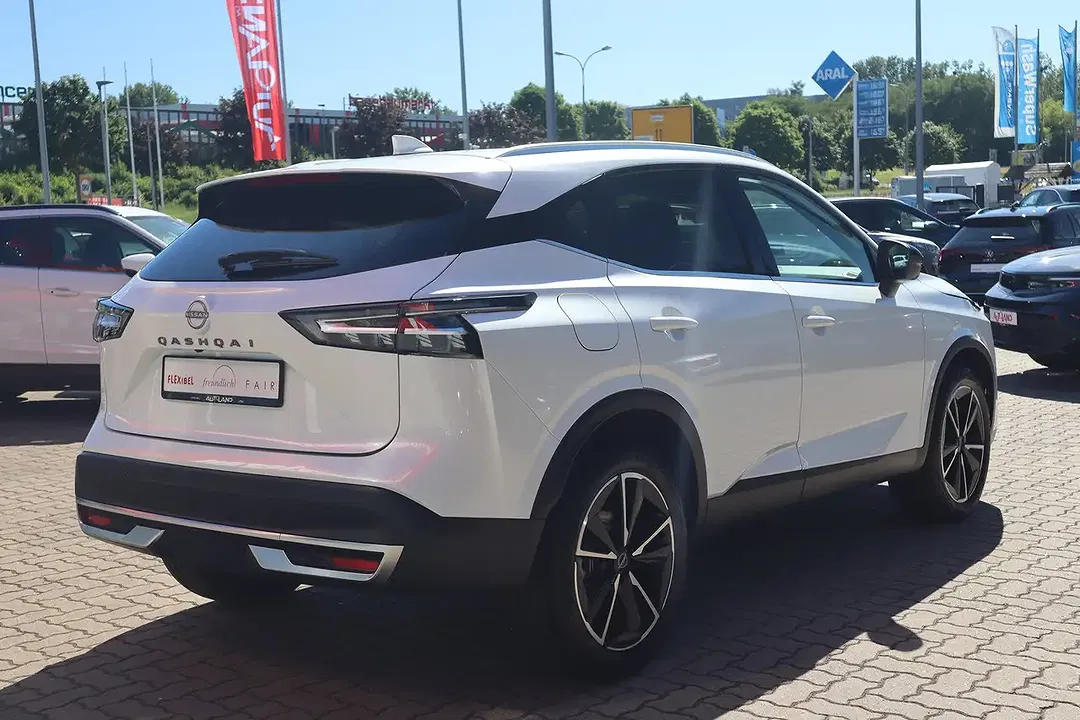 Nissan Qashqai - Thumbnail 4