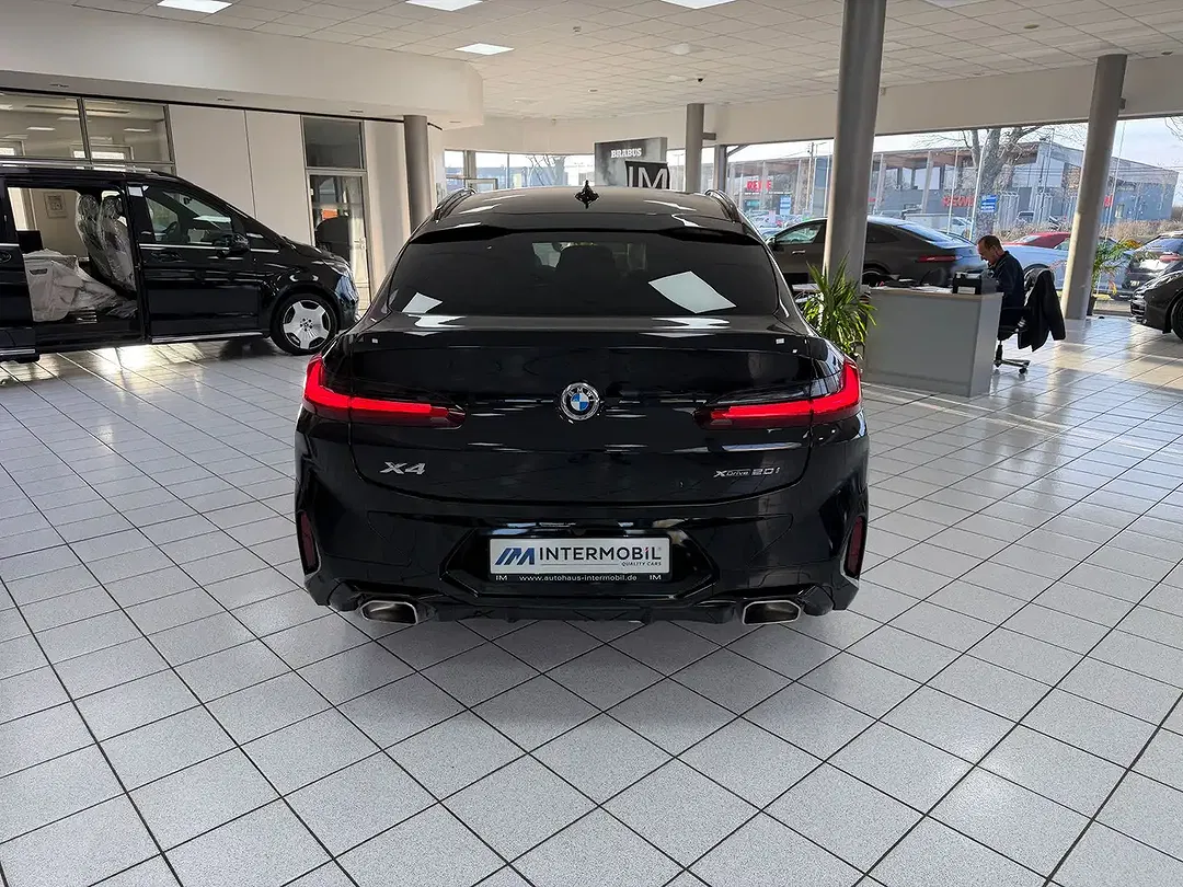 BMW X4 - Thumbnail 5