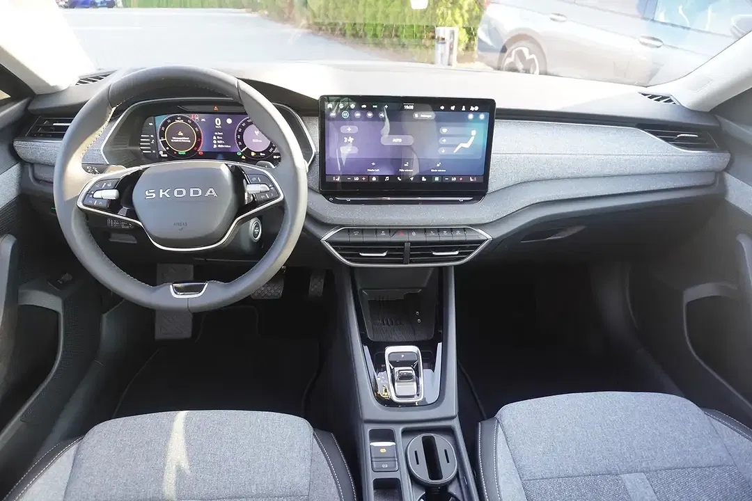 Skoda Octavia - Thumbnail 8