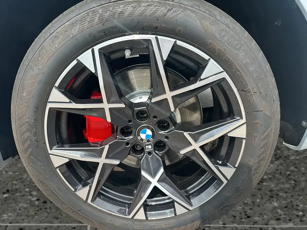 BMW X3 - Thumbnail 6