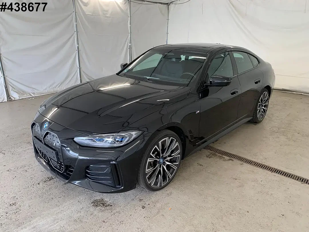 BMW i4 - Afbeelding 1