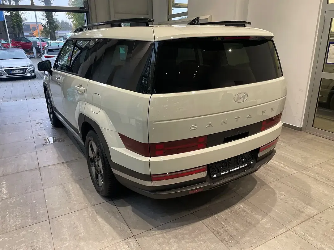Hyundai SANTA FE - Thumbnail 5