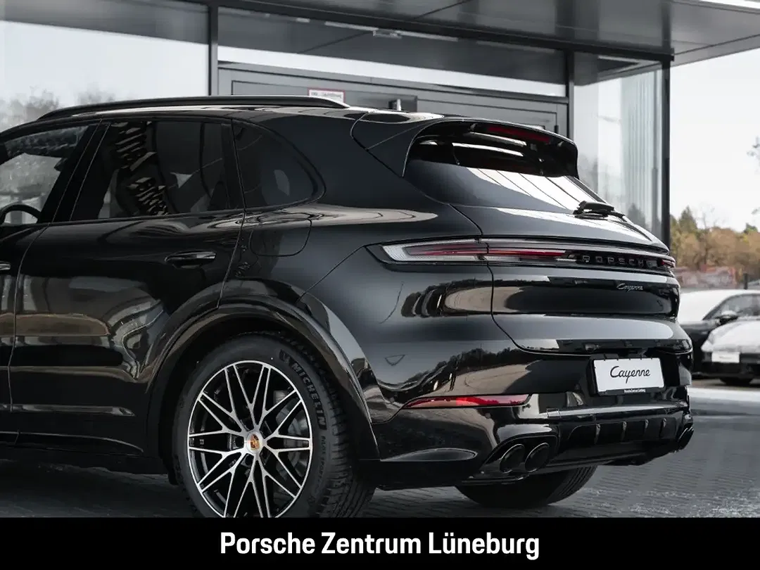 Porsche Cayenne - Thumbnail 13