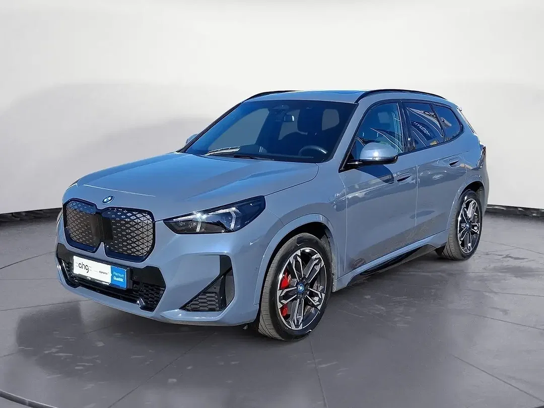 BMW iX1 - Afbeelding 1