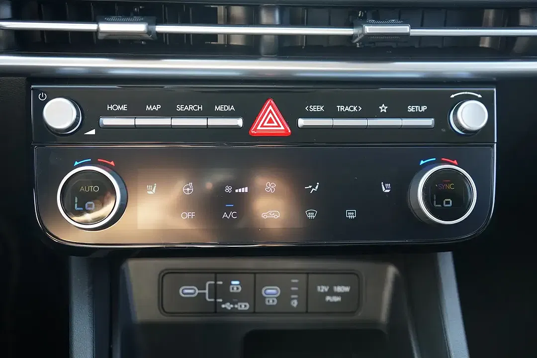 Hyundai TUCSON - Thumbnail 9