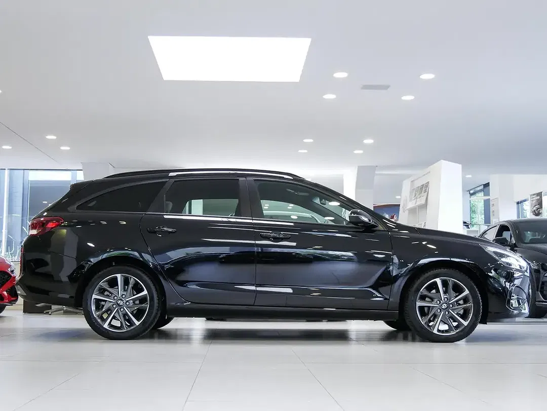 Hyundai i30 - Thumbnail 10