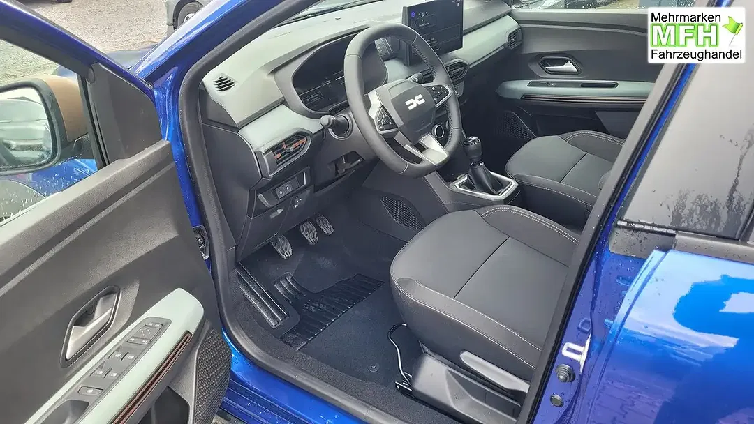 Dacia Sandero - Thumbnail 7