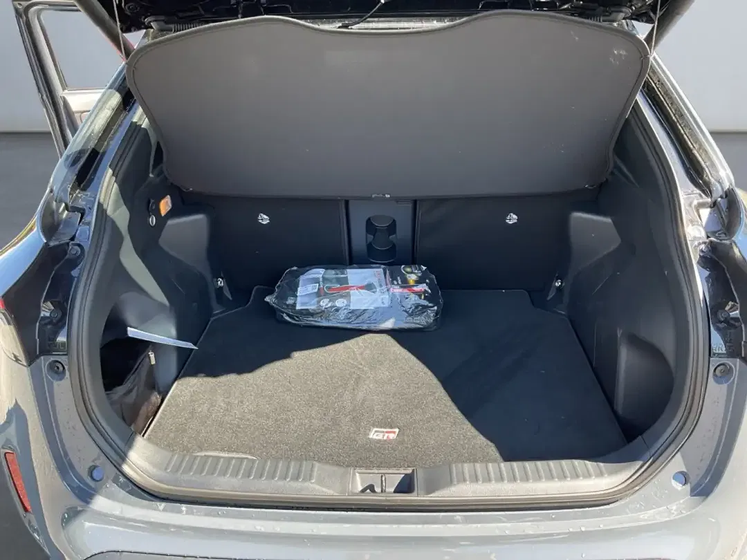 Toyota Yaris Cross - Thumbnail 13