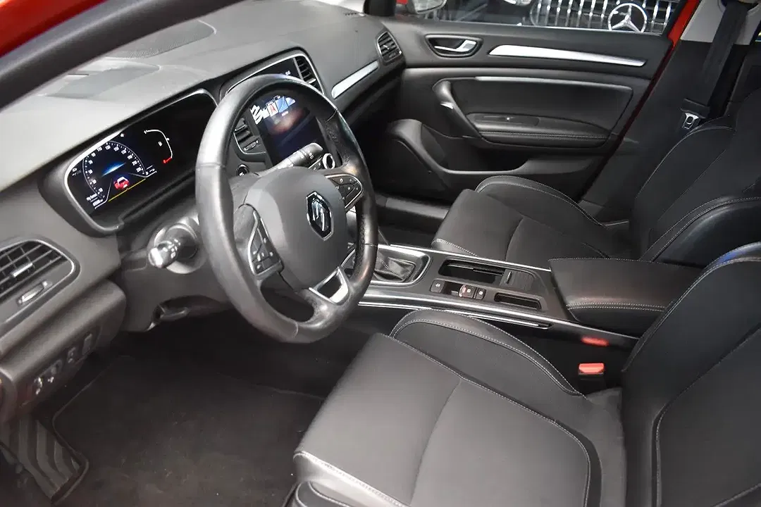 Renault Megane - Thumbnail 10