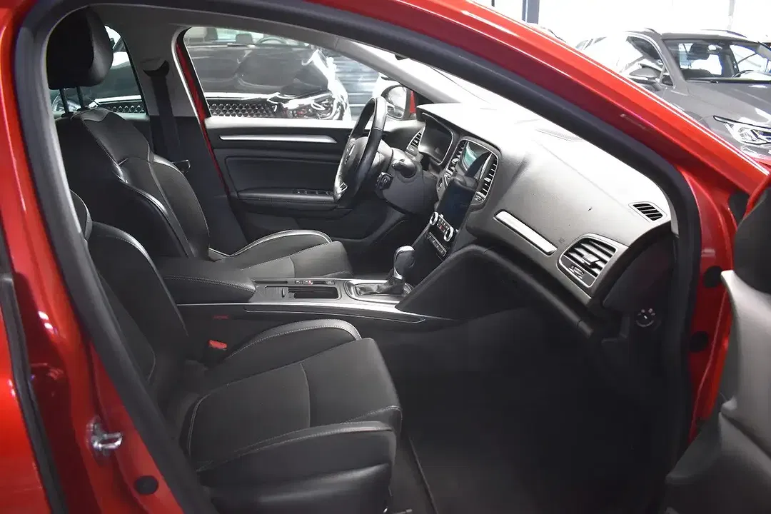 Renault Megane - Thumbnail 8