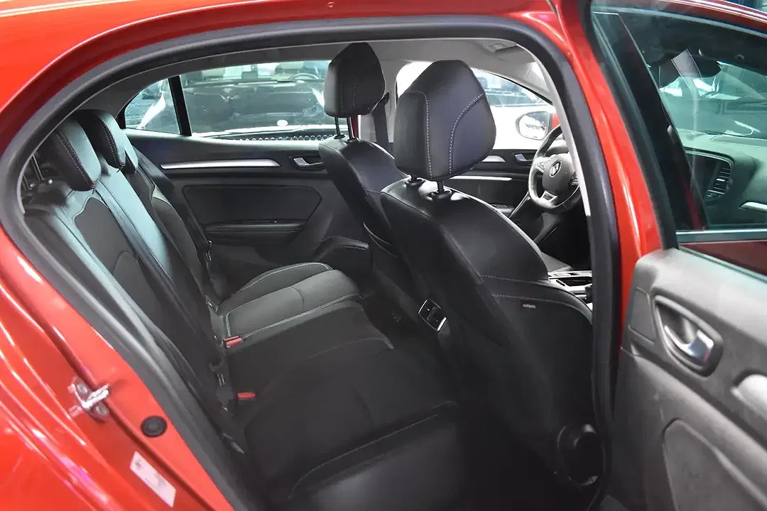 Renault Megane - Thumbnail 9