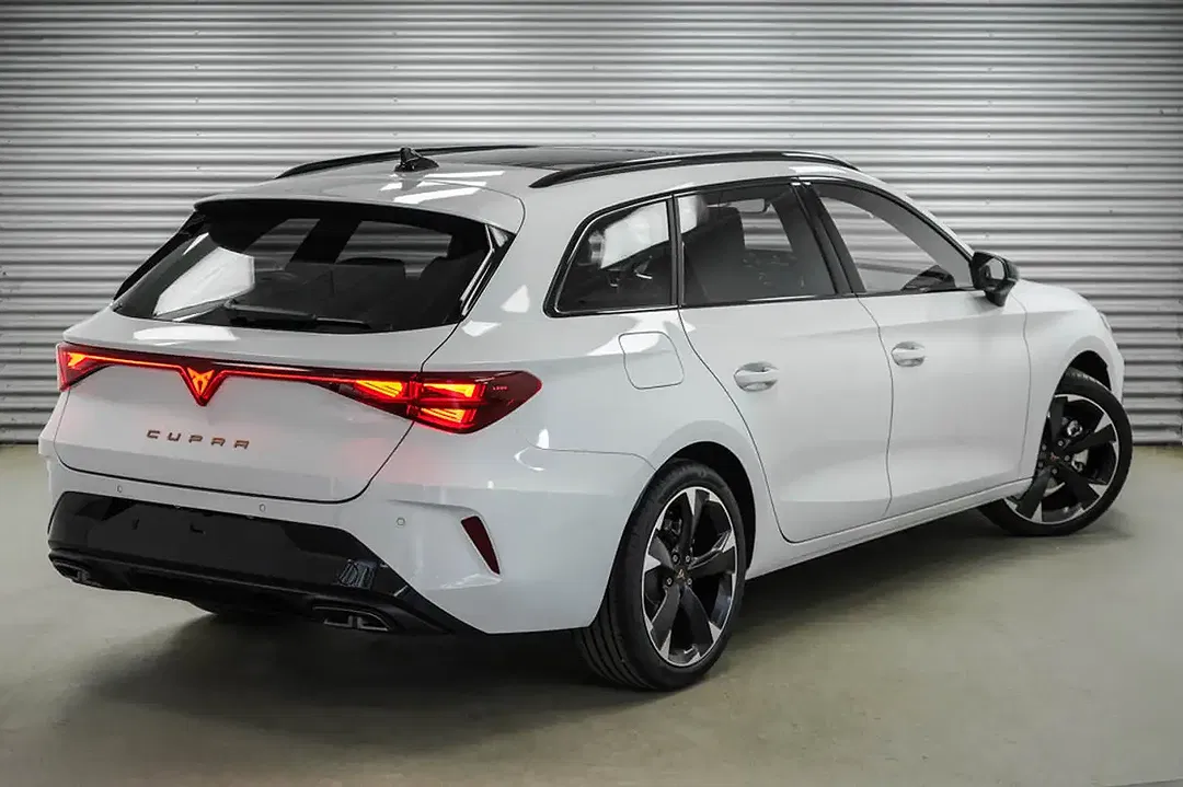 CUPRA Leon - Thumbnail 2