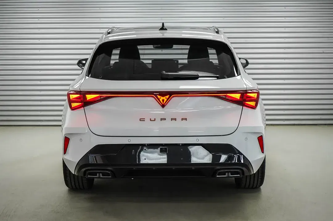 CUPRA Leon - Thumbnail 3