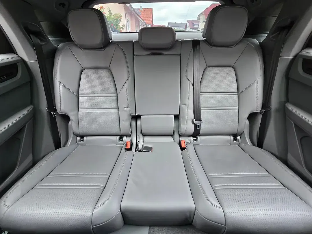 Porsche Cayenne - Thumbnail 14