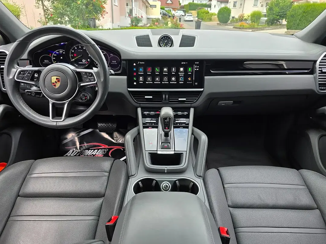 Porsche Cayenne - Thumbnail 15