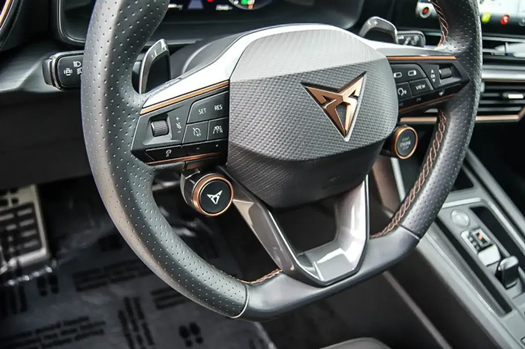 CUPRA Leon - Thumbnail 10
