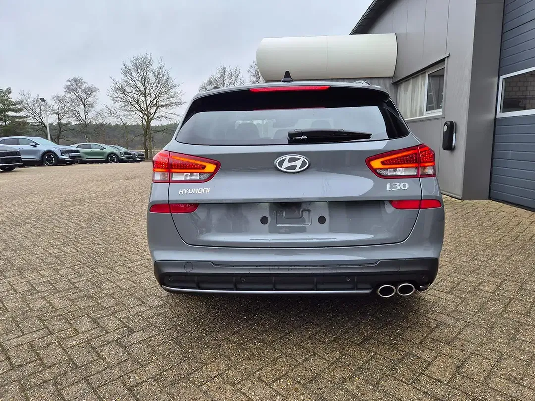 Hyundai i30 - Thumbnail 3